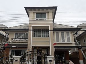 จำหน่าย ติดตั้ง รางน้ำฝนสำเร็จรูป Aqualine Lindab